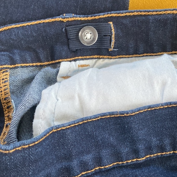 NWOT Boys Gap jeans, dark wash, size 10 straight - Picture 4 of 7